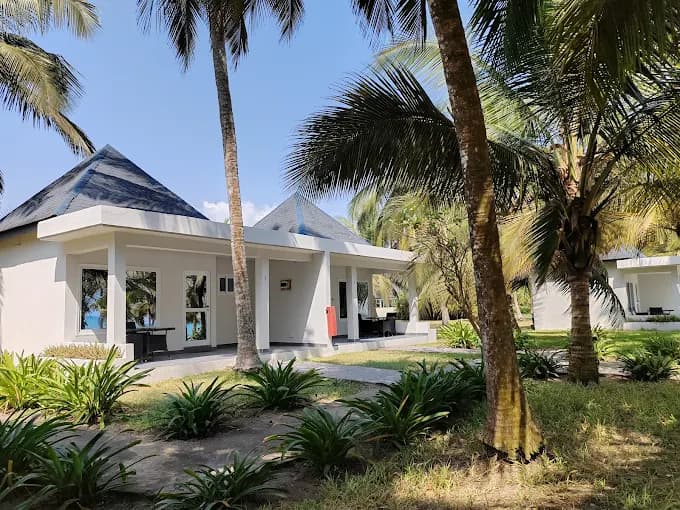 Blue Diamond Beach Resort - Image 5
