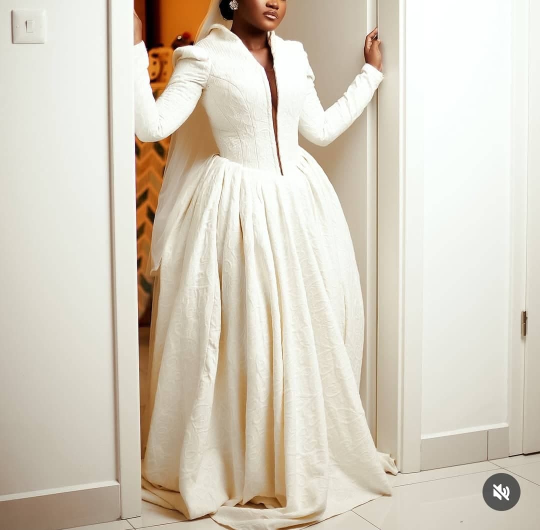 Angela Hayford - Image 5