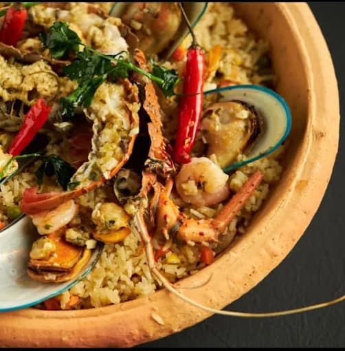 NsuomNam Seafood & Fish Restaurant - Image 2