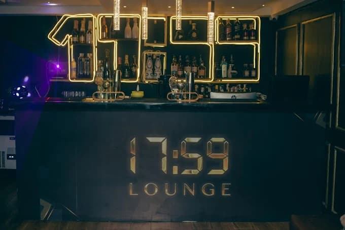 17:59 Lounge & Restaurant