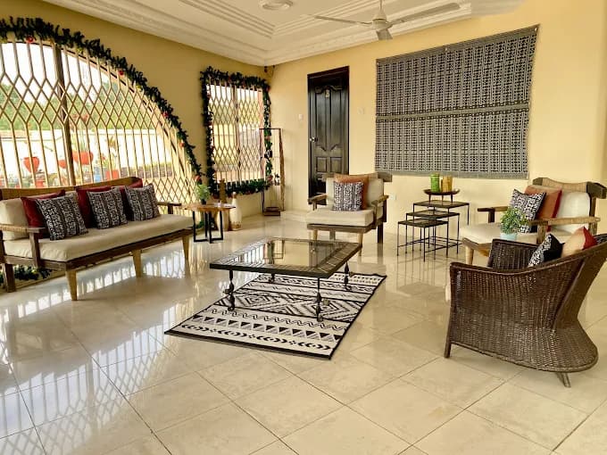Sealine View Gh - Image 5
