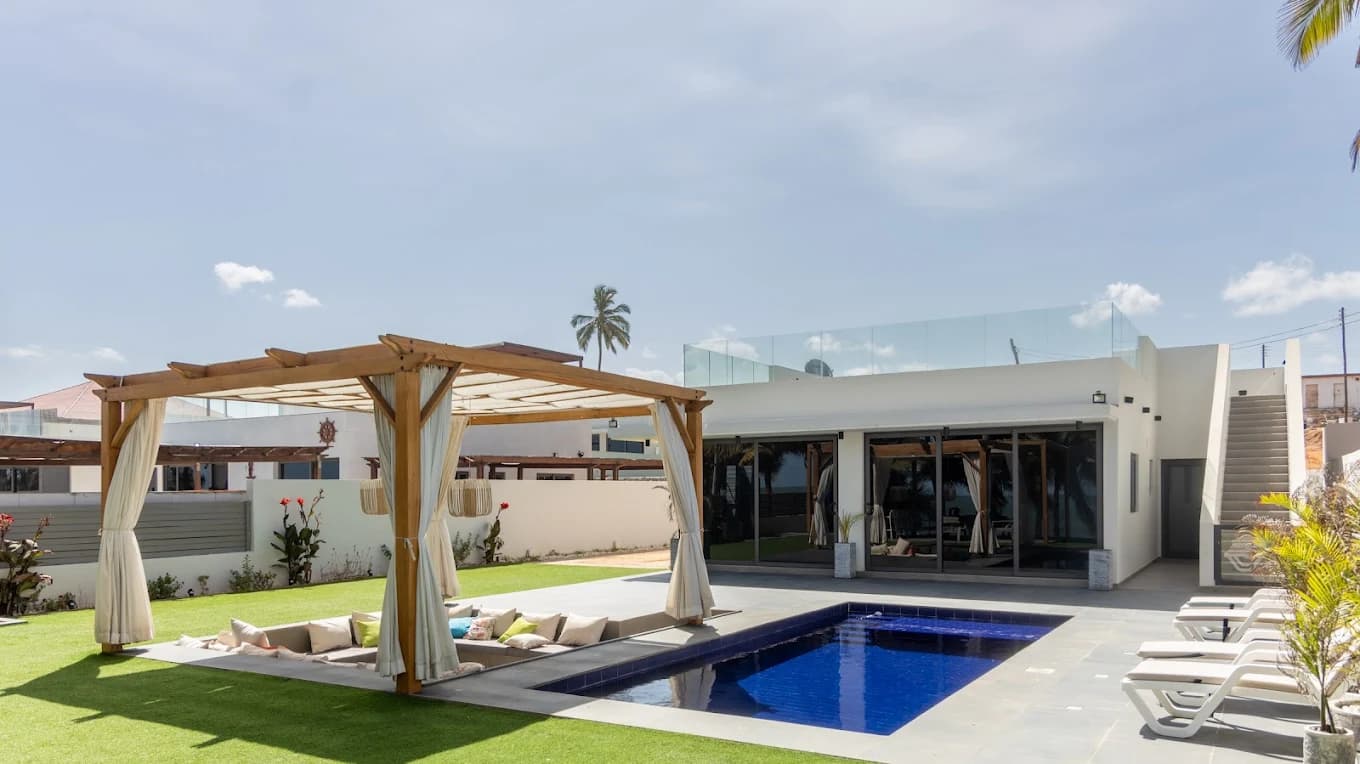 Till's Beach Resort
