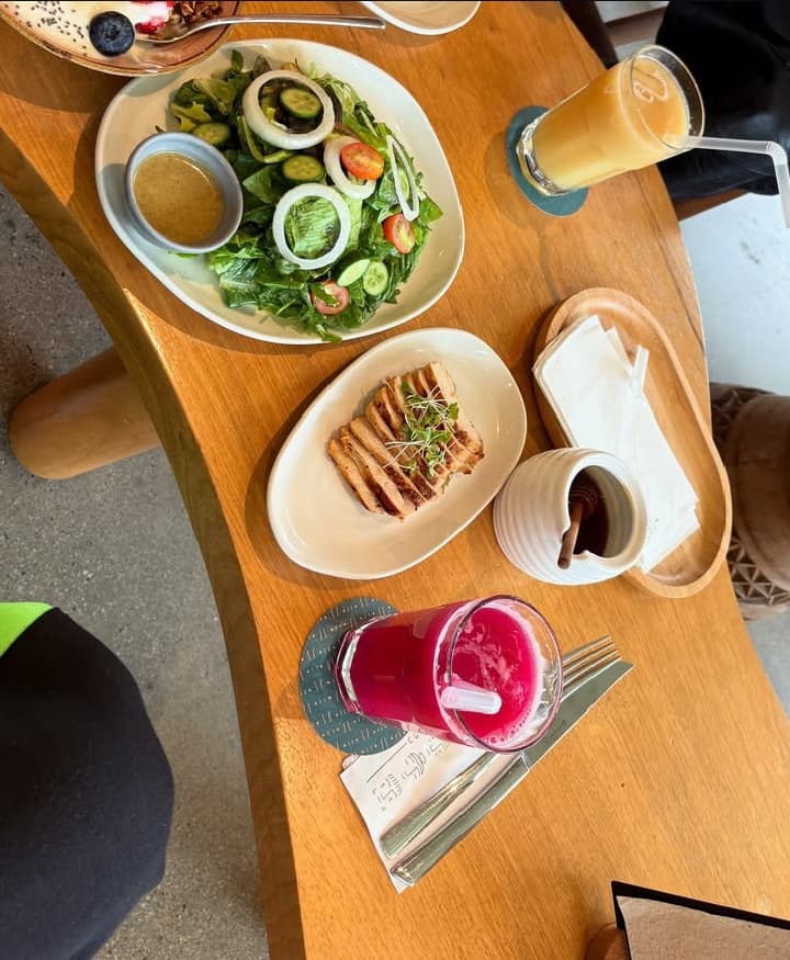 Clan 7 Cafe - Image 5