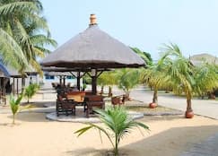 Aborigines Beach Resort