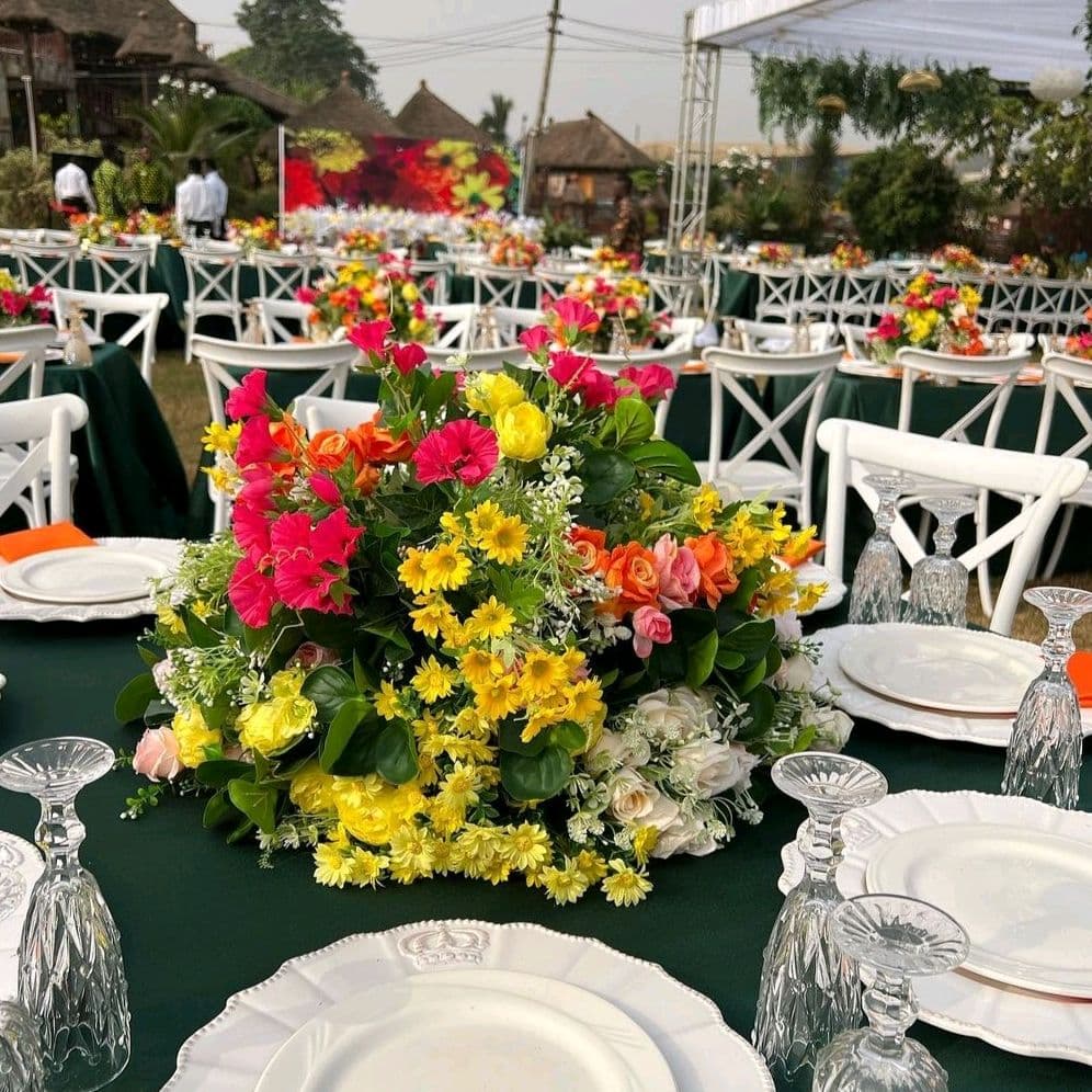 Ellys Floral Decor And Rentals