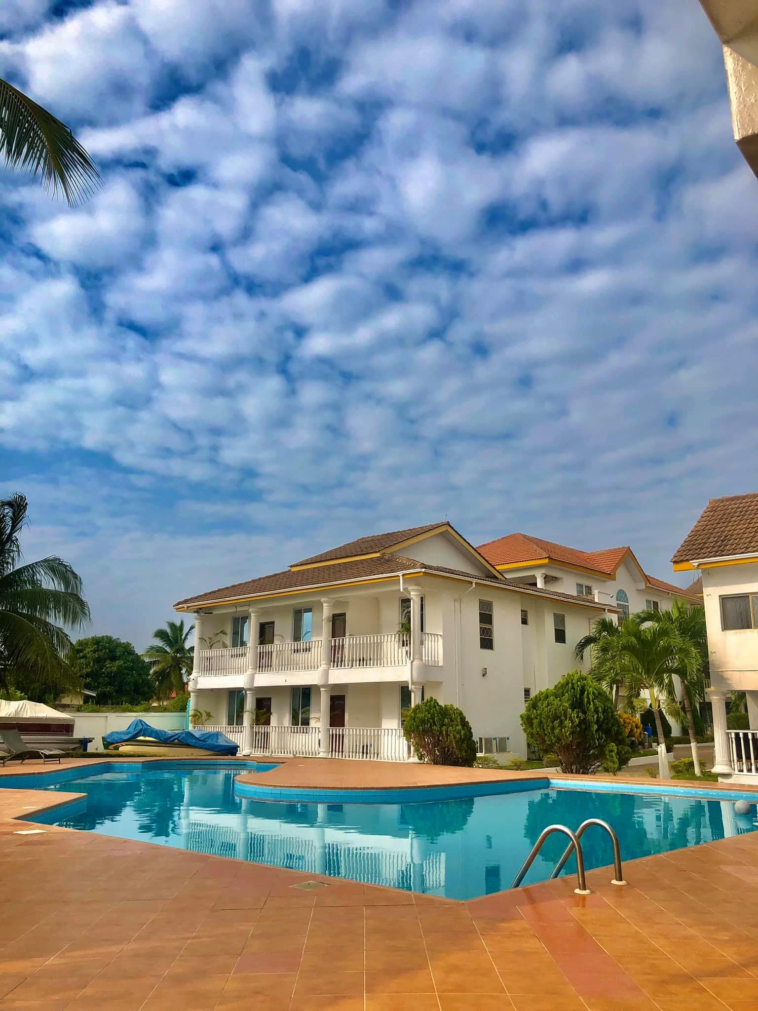Peace Holiday Resort - Image 2