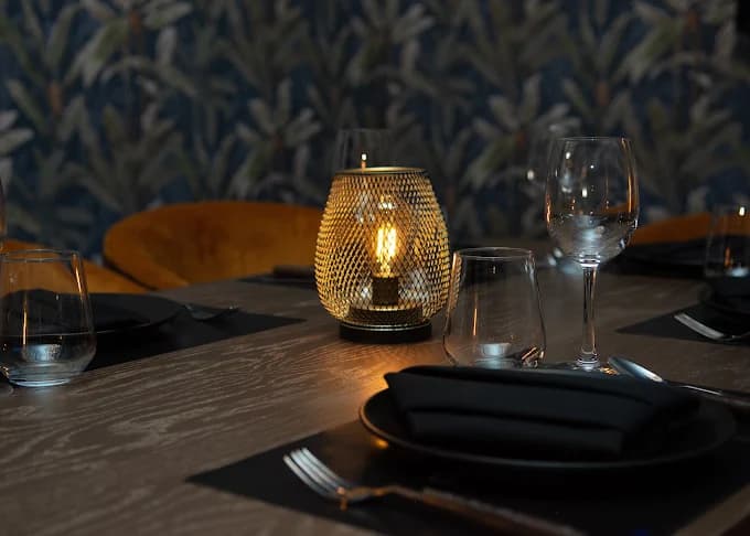 Candlelight, Good Company, Great Taste.