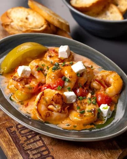 Quattro Lounge & Bar - Image 3