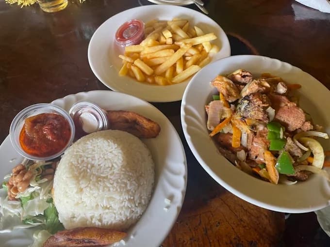 Ike’S Cafe And Grill