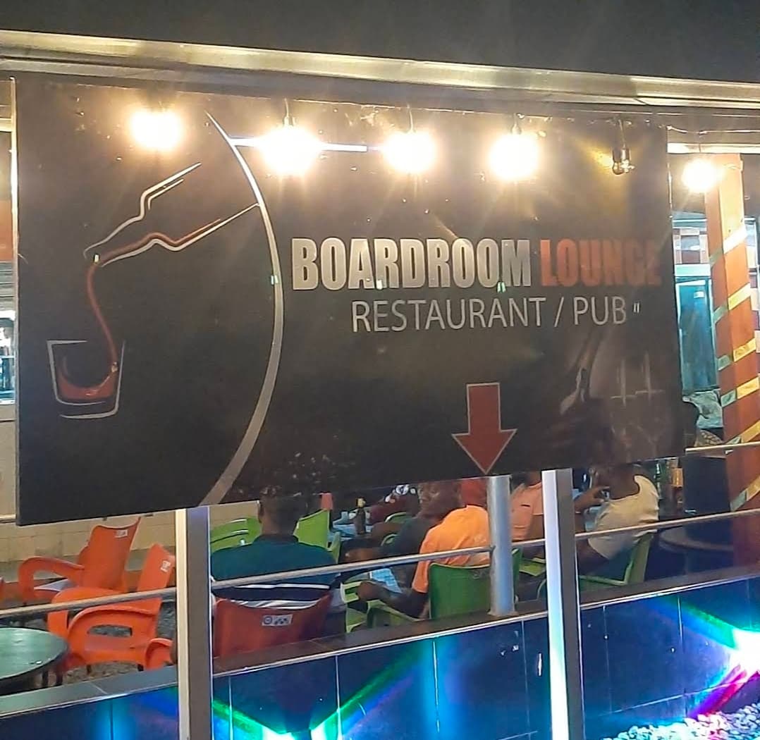 Boardroom Lounge Oyibi