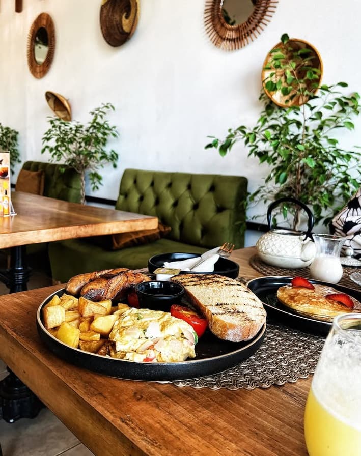 Jo Anne's Cafe  - Image 4