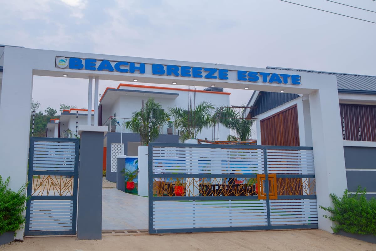 Beach Breeze Homes