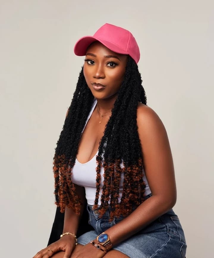 Pretty Parlour  - Image 5