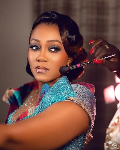 Idazzle Makeup Artistry - Image 2