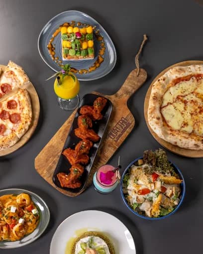 Quattro Lounge & Bar - Image 4