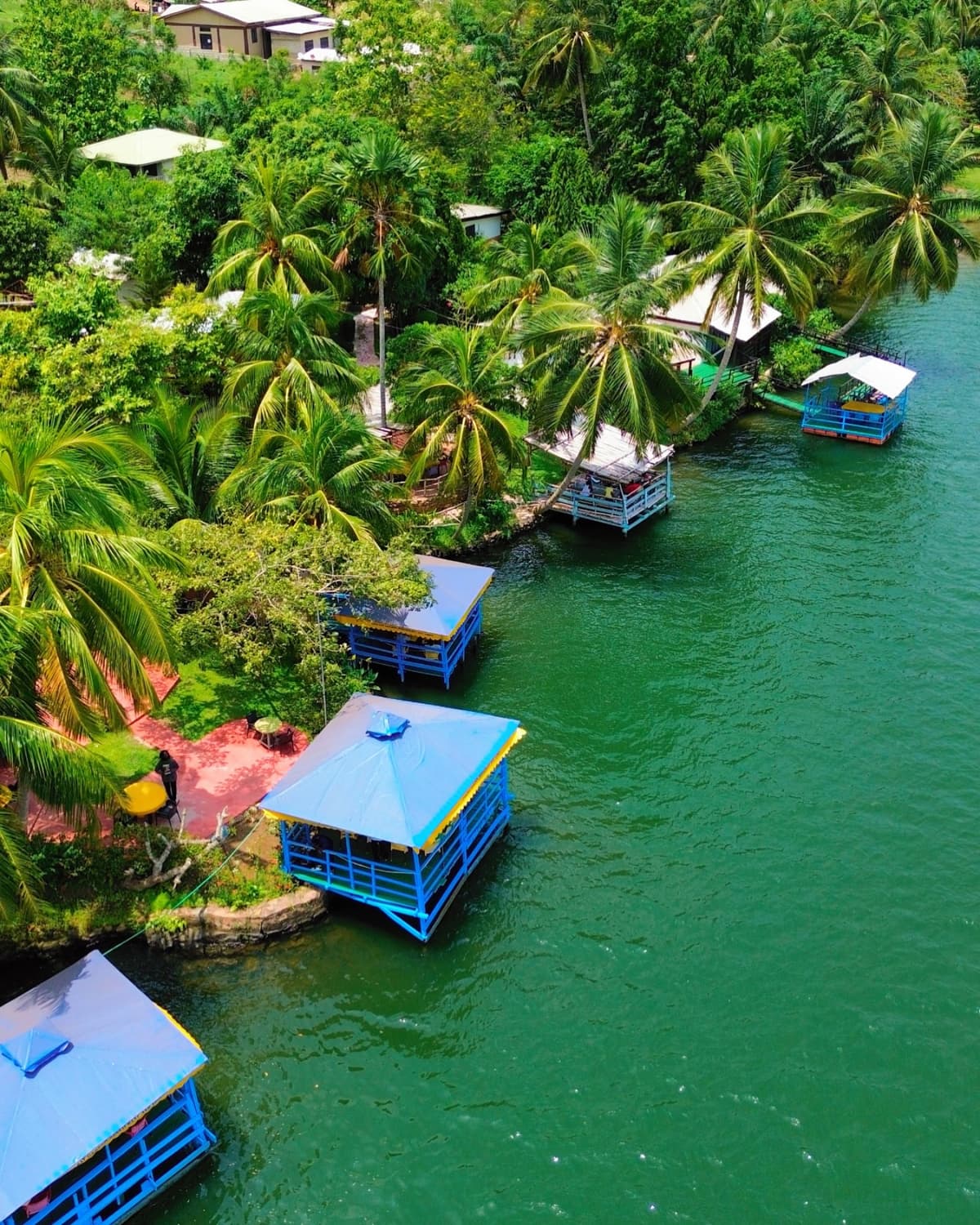 Aylos Bay Lodge