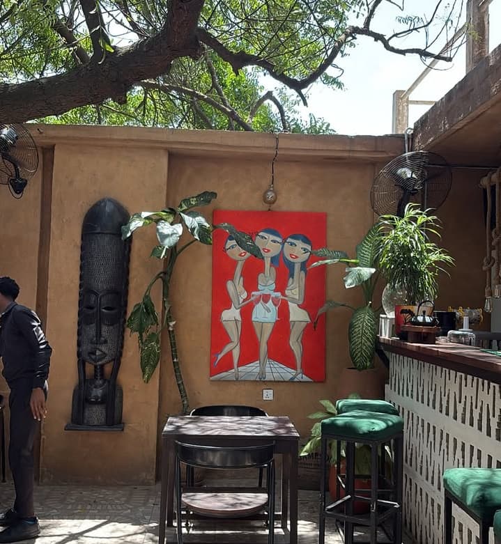 Clan 7 Cafe - Image 4