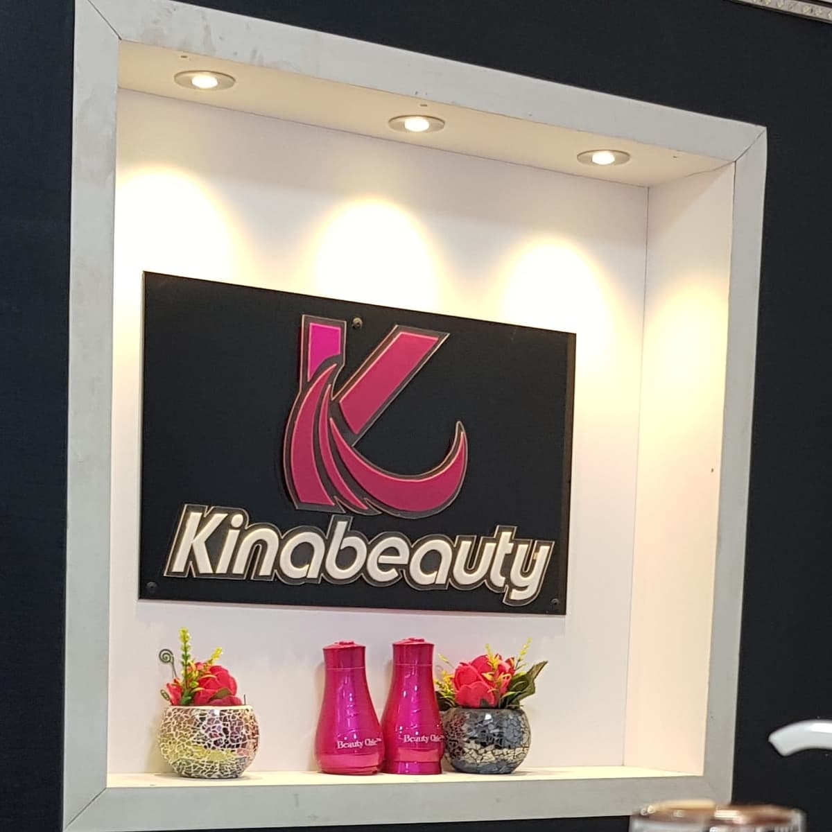 Kina Beauty