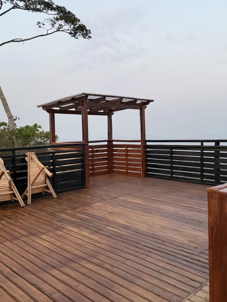 Volta Peak Cabins - Image 2