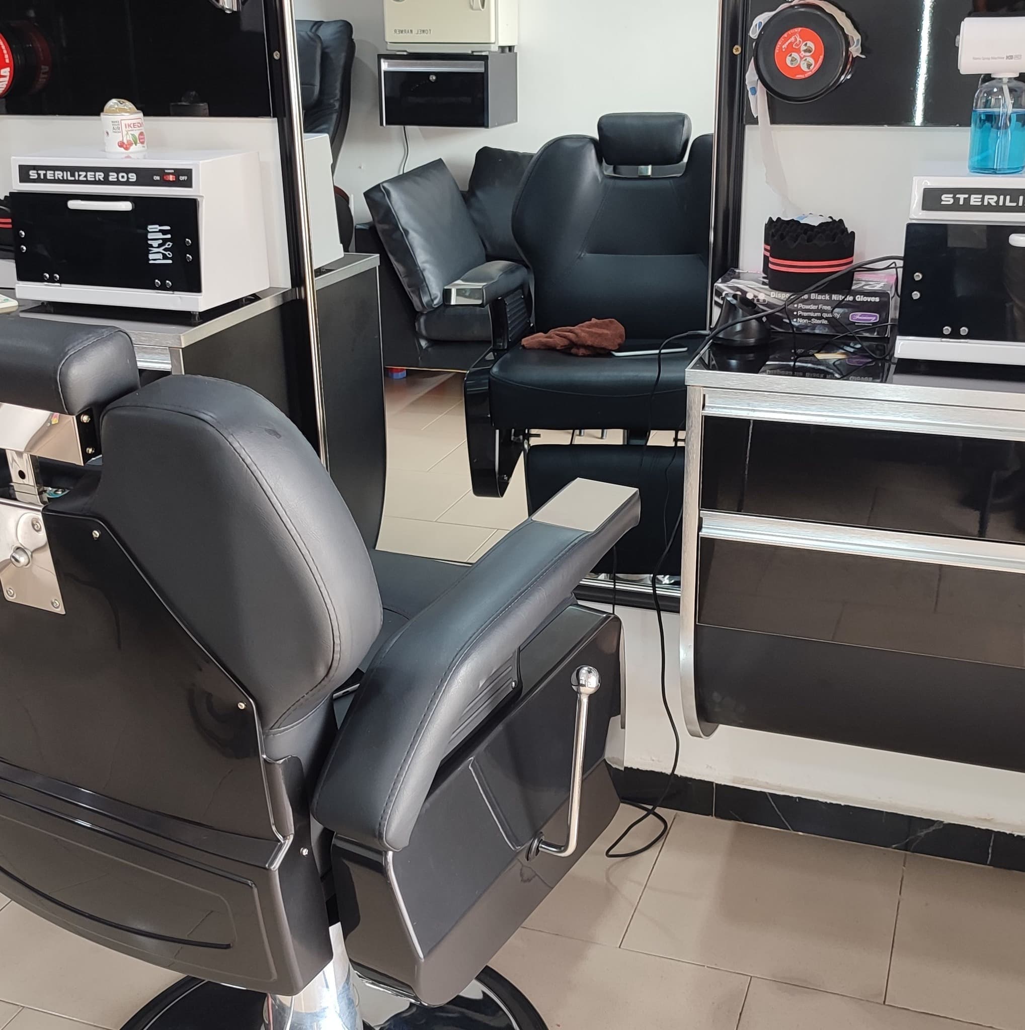 Erigrad Executive Unisex Salon