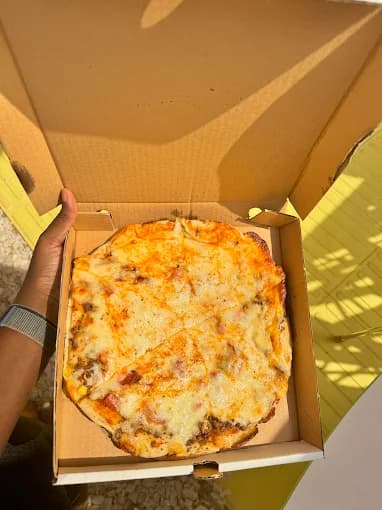 Claire's Pizzeria - Image 2