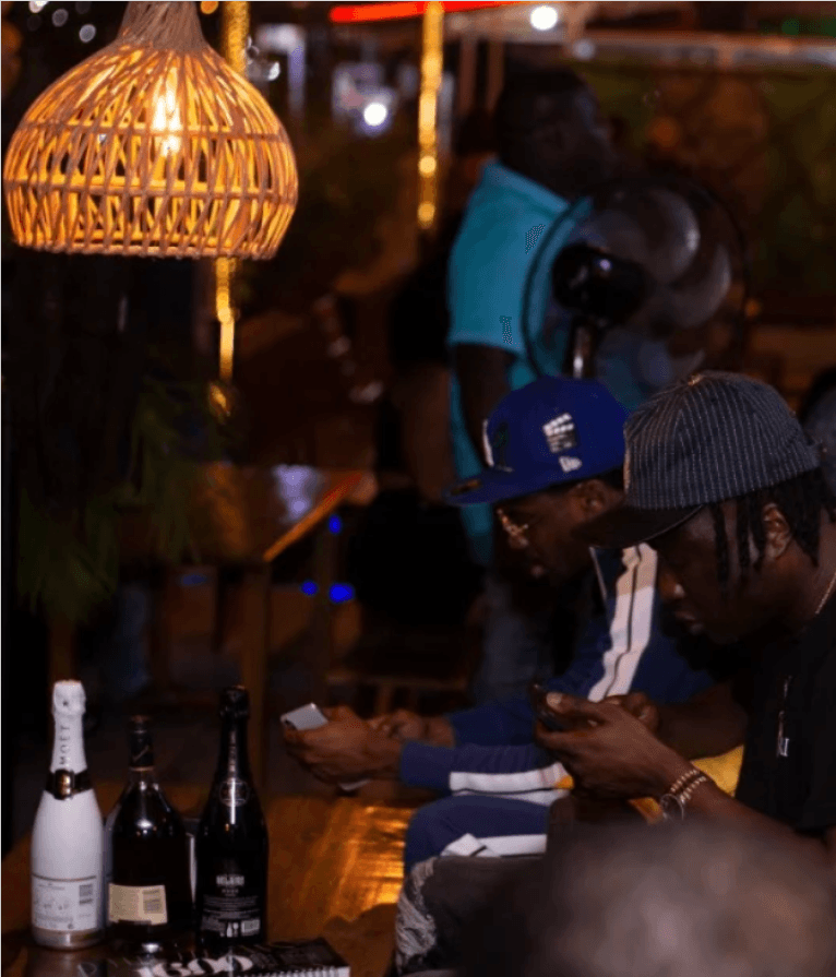 Sixteen hundred Bar & Lounge