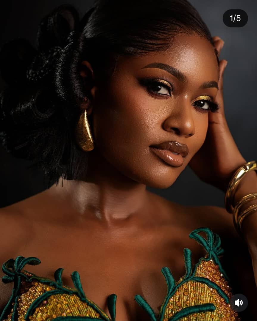 Minas Makeup Artistry - Image 3