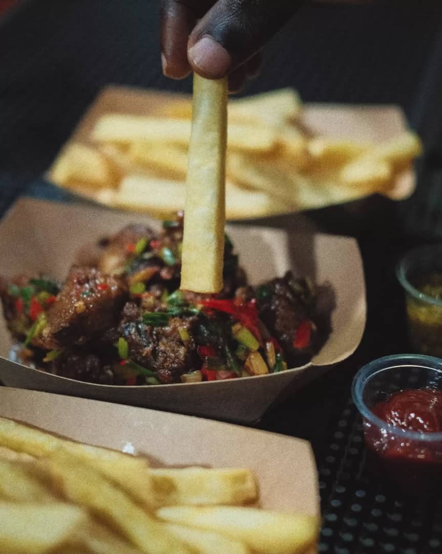 Mouth-Full  - Image 5