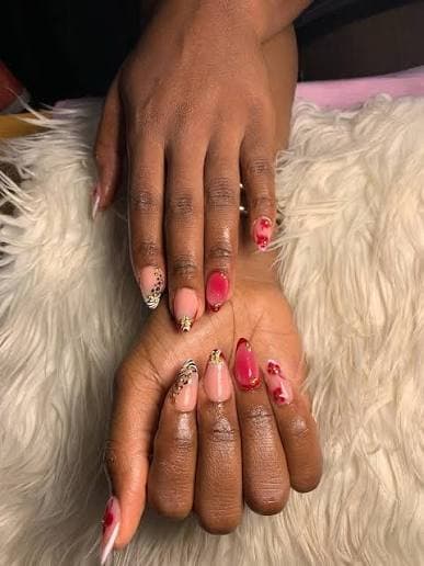 Finy Nails Studio - Image 3