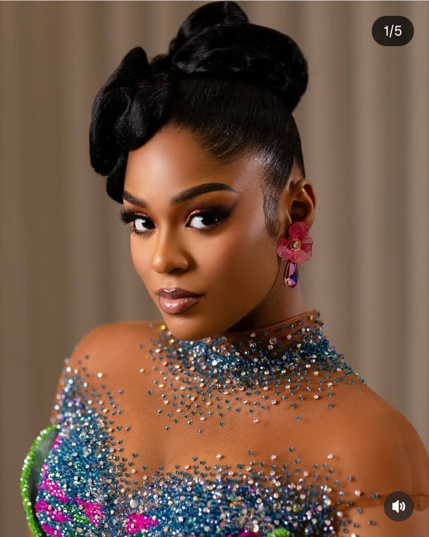 Minas Makeup Artistry - Image 2