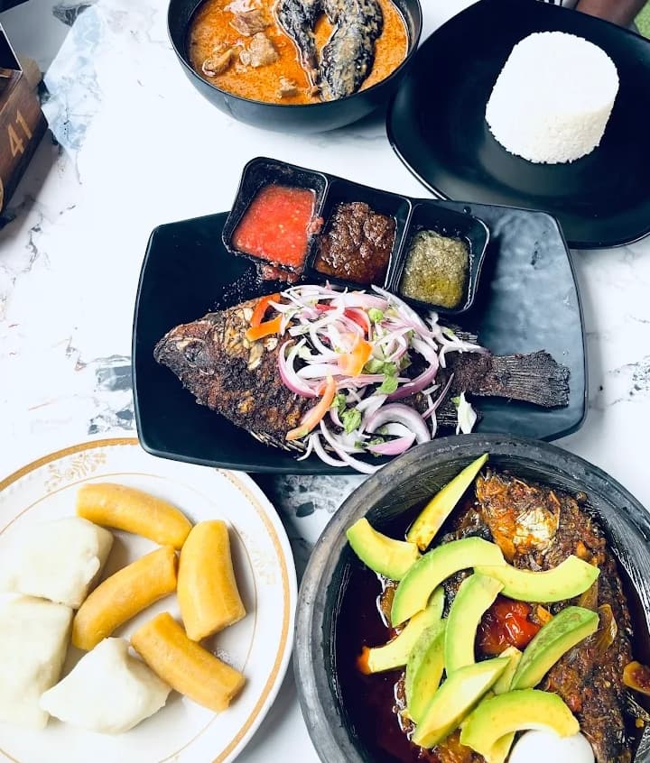 The living Room Restaurant  - Image 4