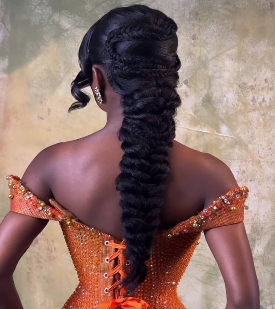 Hairlegance by Mich  - Image 4