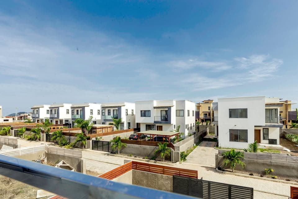 Pine court