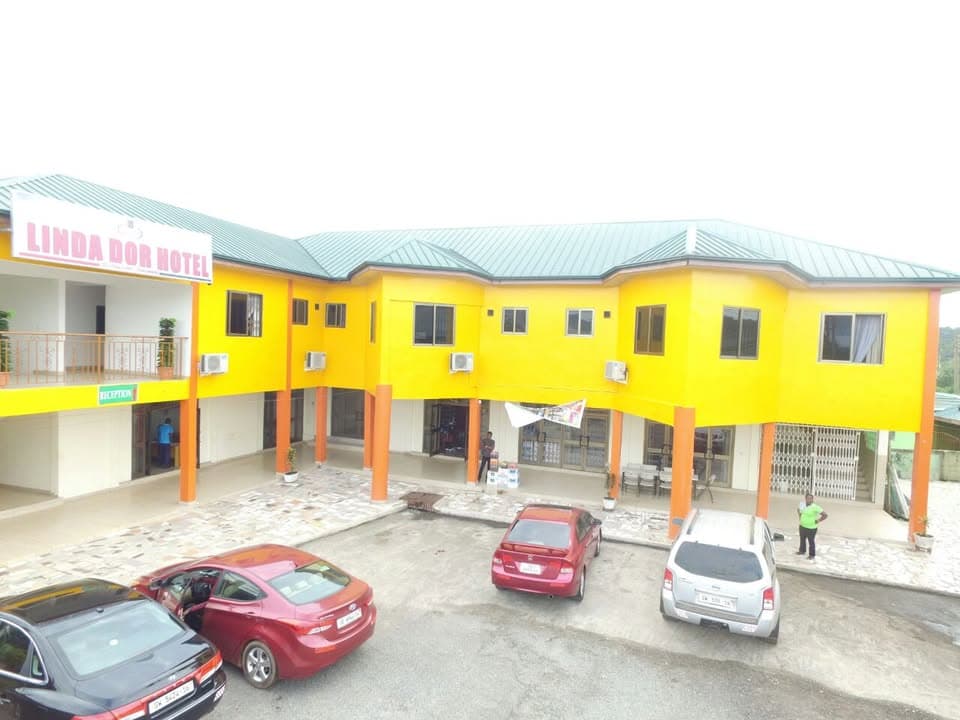 Linda Dor Hotel and Highway Rest Stop
