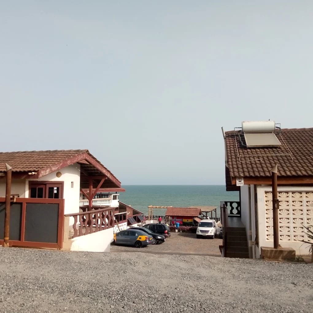 Veivaag Lodge Official - Image 2