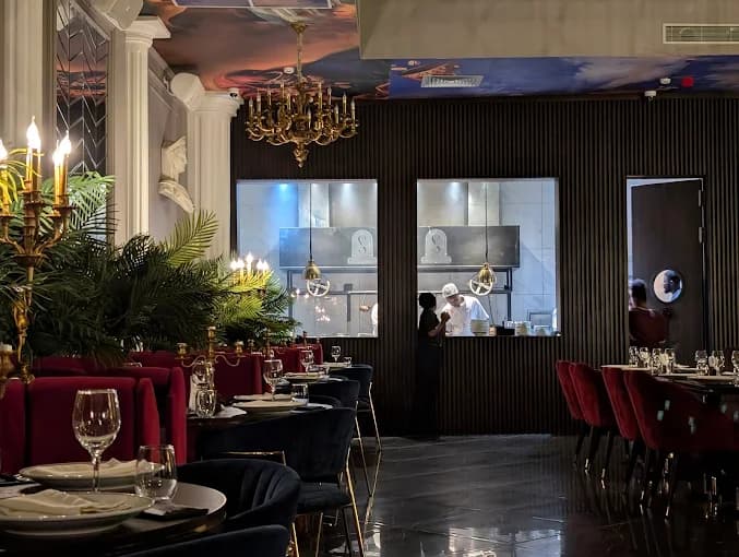 Saint Pablo Restaurant - Image 2